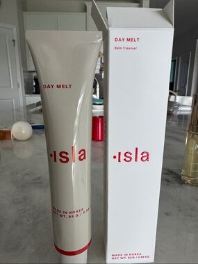 Isla Day Melt Balm Cleanser - New